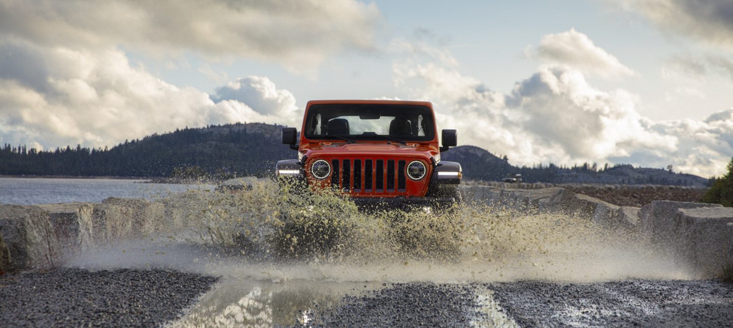 2019-Jeep-Wrangler-Capability-Hero